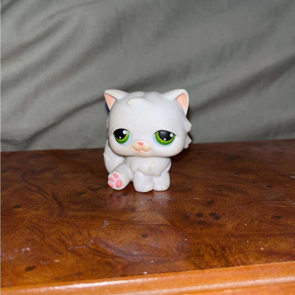Littlest pet shop 15 persian